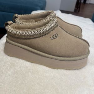 Ugg Tazz Slipper Platform